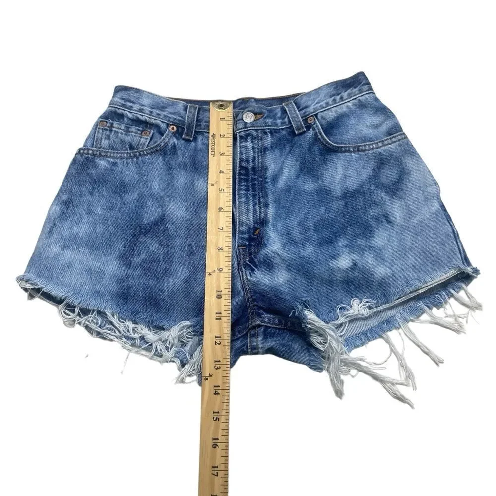 Vintage Levi’s 550 Cut-Offs Denim Shorts Frayed Hem Distressed Blue Sz 10